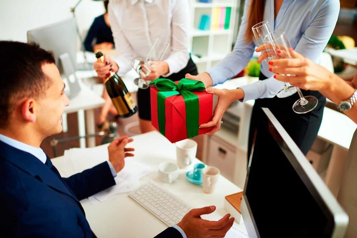 Gợi ý 8 món quà tặng trung thu của sếp tâm lý cho nhân viên ưng ý
