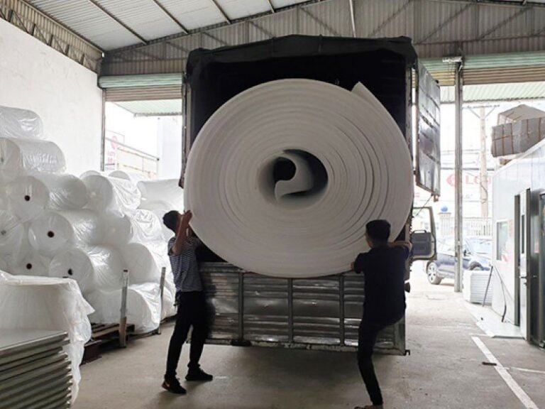 Hopcartondonghang Dia chi mua cuon xop foam so luong lon chat luong