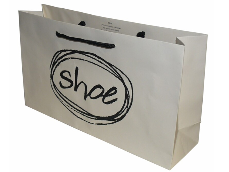 túi giấy đựng giày, túi đựng giày làm từ chất liệu giấy
