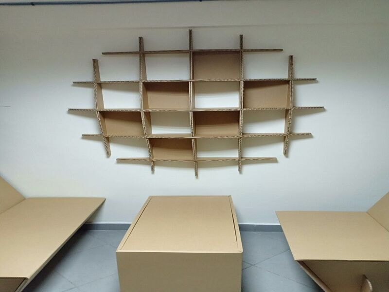 Làm kệ để đồ mini từ thùng carton cũ 10 Kệ treo tường bằng bìa carton